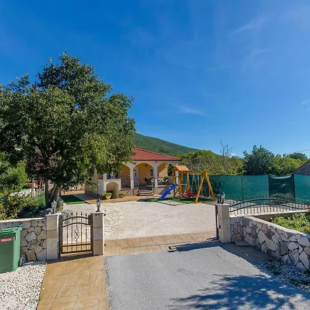 Strikina Kuca Villa *