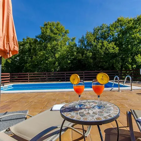 Villa Strikina Kuca *